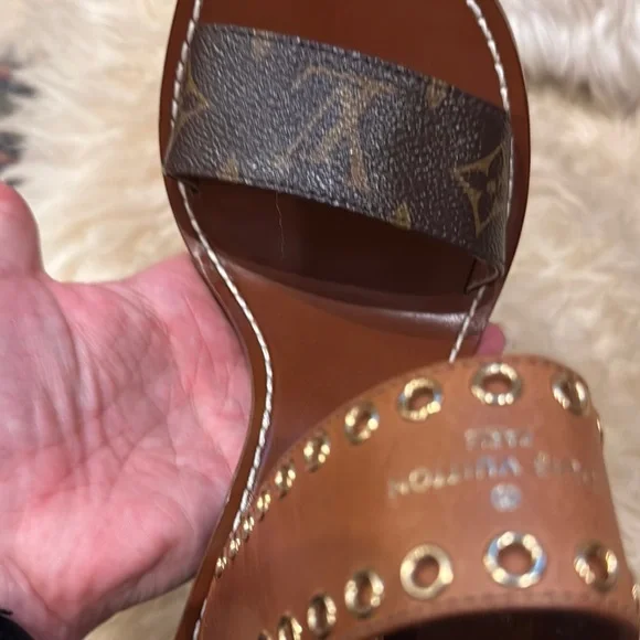 Louis Vuitton Passenger Sandals Sz 37/6.5 - Picture 6 of 13